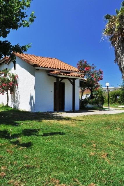 Apartments Korakakis Beach Finikounta Exterior photo